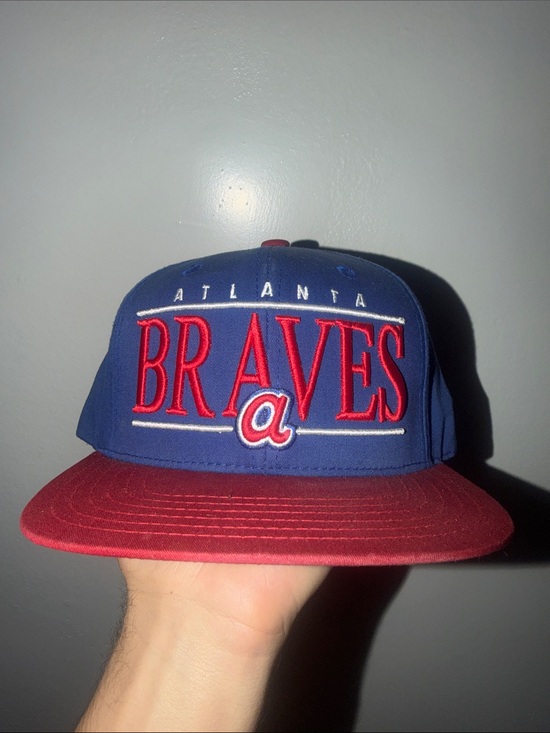 Cooperstown Collection Other - Atlanta Braves Red and Navy Snapback Hat